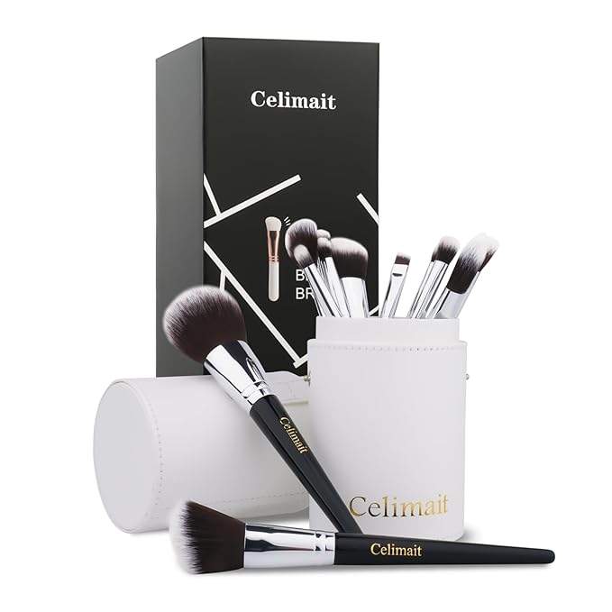 Read more about the article Makeup brushes